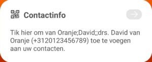 Pup-up na het scannen van een statische vCard QR code= Tik hier om van Oranje;David;;drs. David van Oranje (+3120123456789) toe te voegen aan uw contacten.
